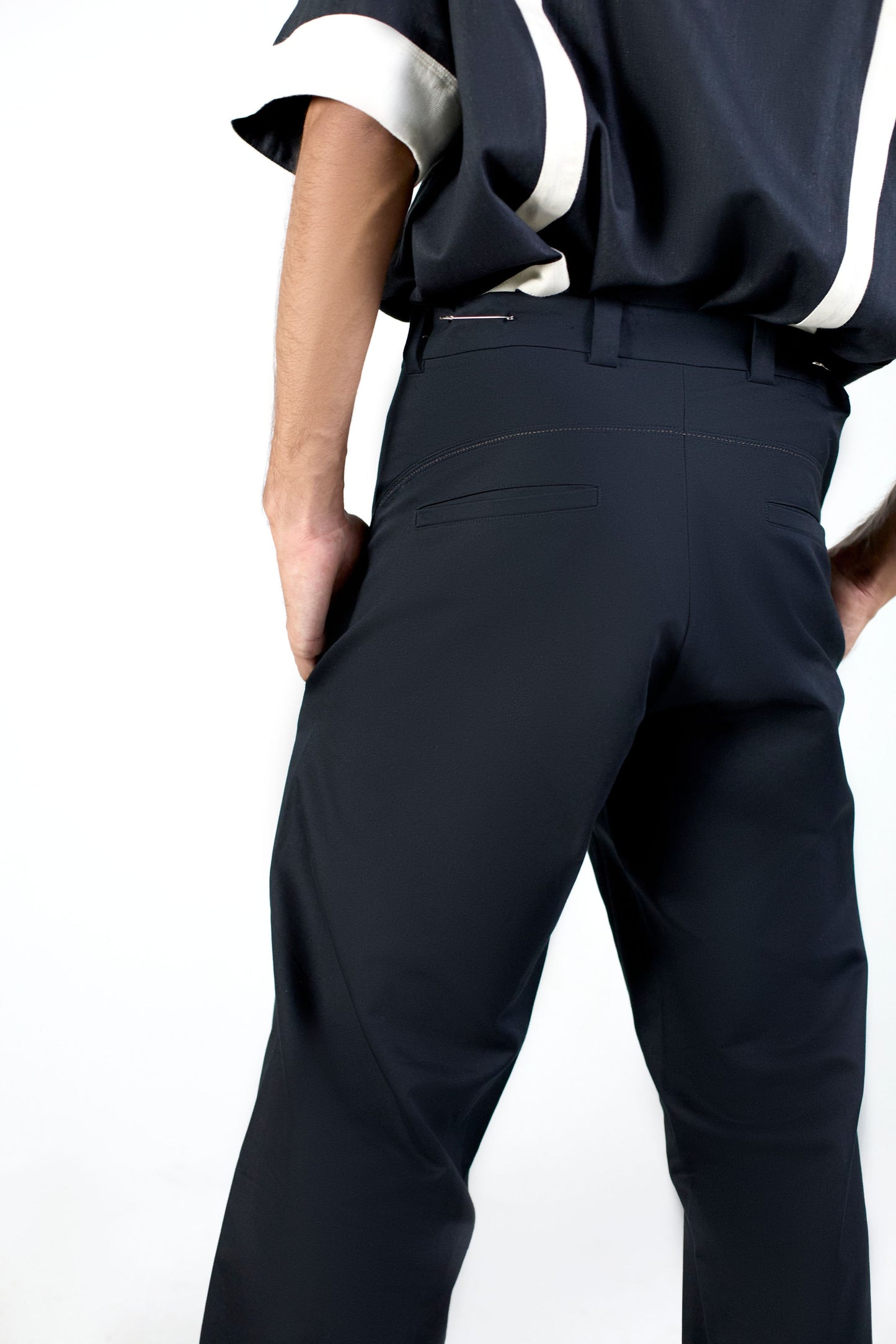 T4 Pants (Black)