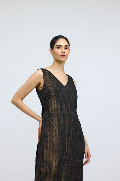 Phalguni Handwoven Brocade kurta set