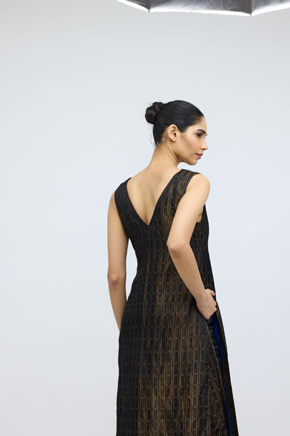 Phalguni Handwoven Brocade kurta set