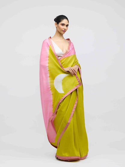 Moon on my Pallu