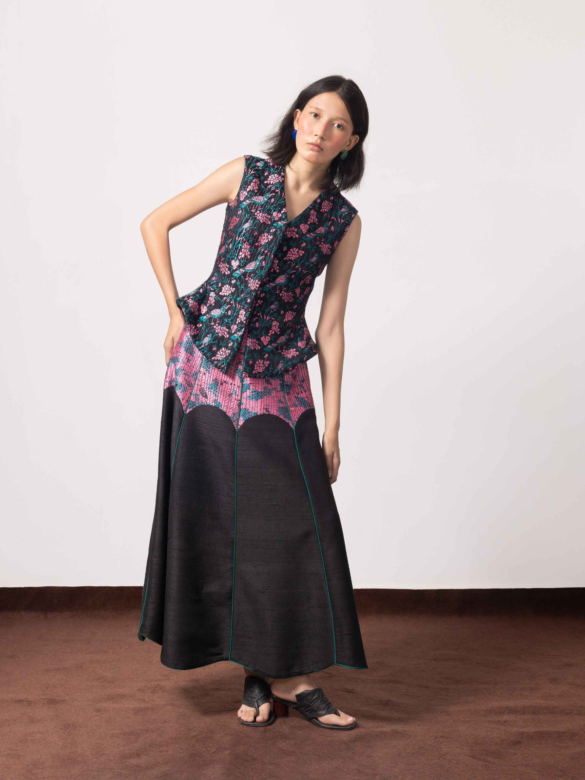 Tota-Maina Himroo Handwoven Skirt