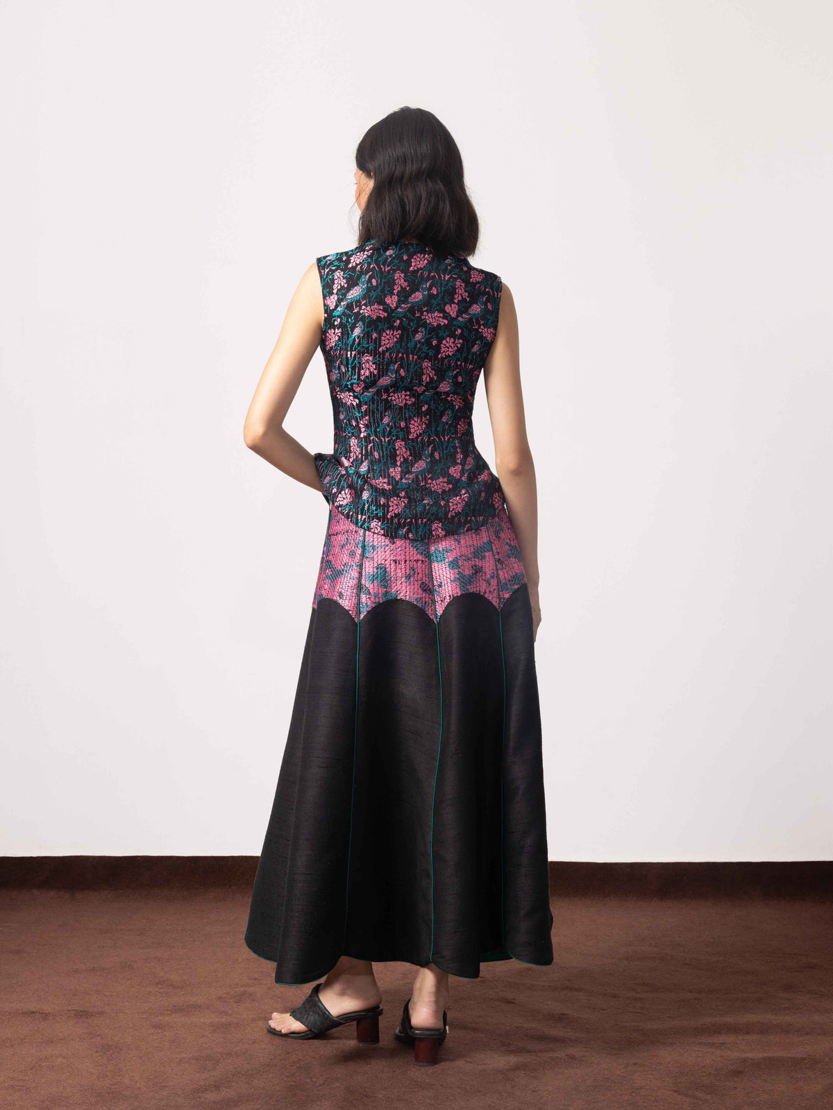 Tota-Maina Himroo Handwoven Skirt