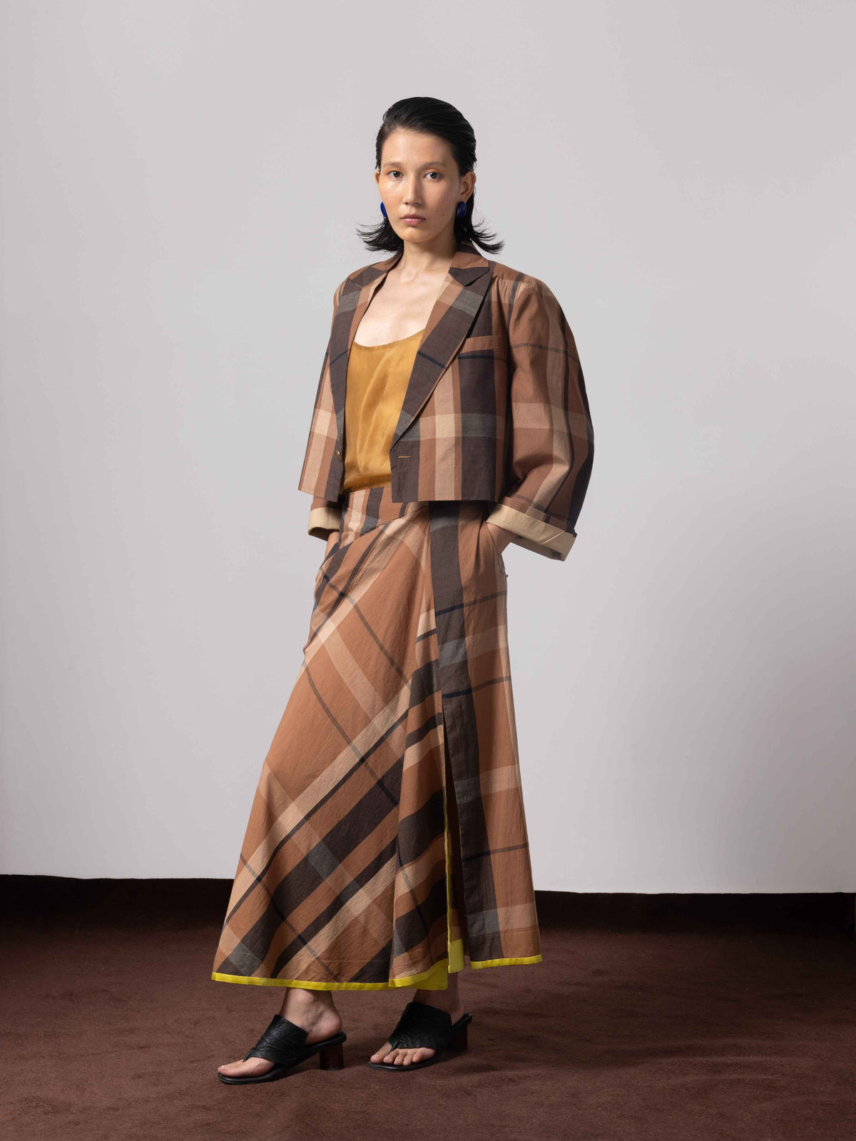 The Table Skirt